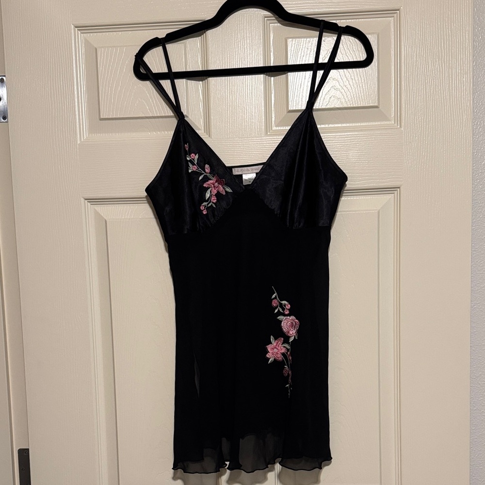 California Dynasty Vintage Chemise Floral Embroidered Slip Top